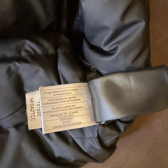 🔥SALE🔥The North Face Light Puffer Jacket - Picture 5 of 5